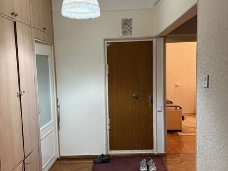 4 otaqlı köhnə tikili - Xalqlar Dostluğu m. - 100 m²