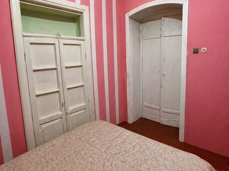 6 otaqlı həyət evi/bağ evi - Əmircan q. - 114 m²