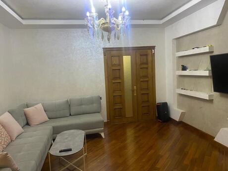 2 otaqlı yeni tikili - 8-ci mikrorayon q. - 80.5 m²