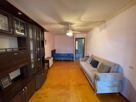 1 otaqlı köhnə tikili - Xalqlar Dostluğu m. - 40 m²