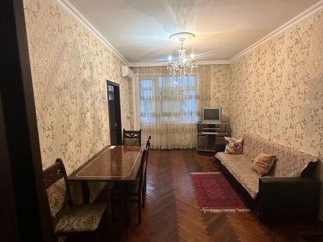 2 otaqlı köhnə tikili - Memar Əcəmi m. - 50 m²