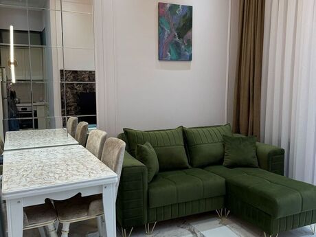 3 otaqlı yeni tikili - Ağ şəhər q. - 70 m²