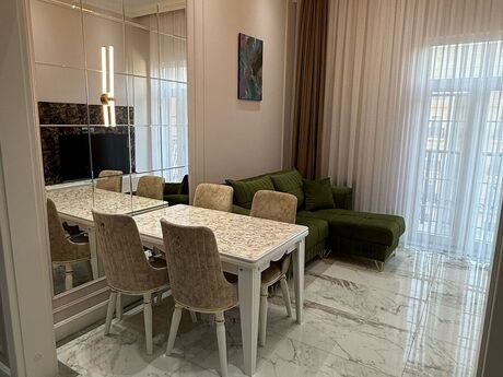 3 otaqlı yeni tikili - Ağ şəhər q. - 70 m²