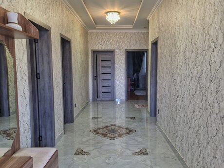 4 otaqlı həyət evi/bağ evi - Buzovna q. - 135 m²