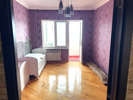 2 otaqlı köhnə tikili - Qara Qarayev m. - 45 m²