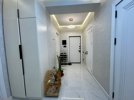 3-комн. новостройка - м. 20 января - 97.1 м²