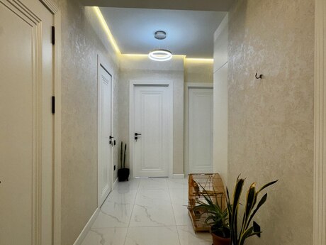 3-комн. новостройка - м. 20 января - 97.1 м²