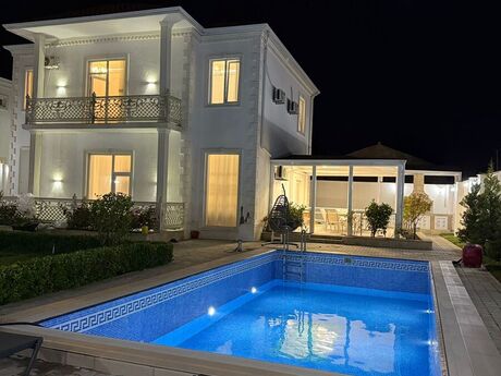5 otaqlı həyət evi/bağ evi - Şüvəlan q. - 220 m²