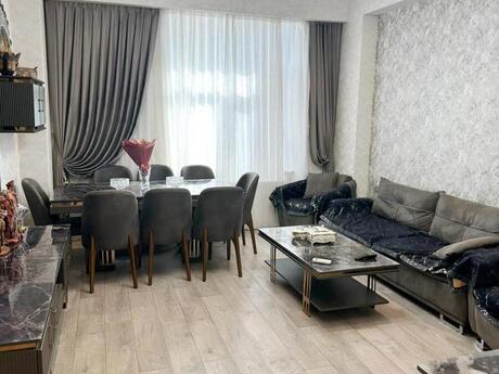 4 otaqlı yeni tikili - Şah İsmayıl Xətai m. - 150 m²