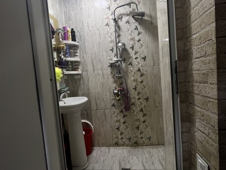2 otaqlı köhnə tikili - Memar Əcəmi m. - 28.4 m²