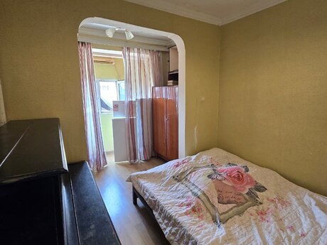 2 otaqlı köhnə tikili - Həzi Aslanov q. - 40 m²