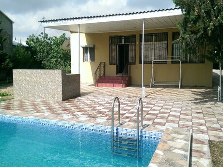 2 otaqlı həyət evi/bağ evi - Görədil q. - 50 m²
