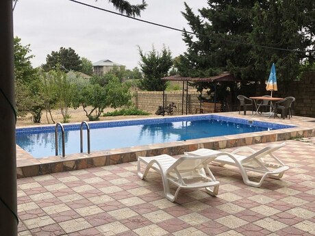 2 otaqlı həyət evi/bağ evi - Görədil q. - 50 m²