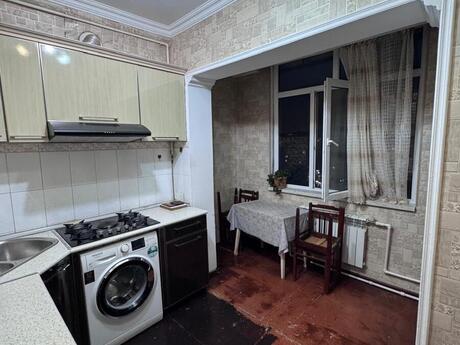 2 otaqlı köhnə tikili - Xalqlar Dostluğu m. - 52 m²