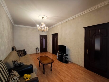 Elan №6079725 - Bakı, Gənclik m., 2 otaqlı, 50 m², 3/4 mərtəbə