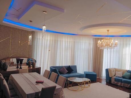 Elan №6079791 - Bakı, Şah İsmayıl Xətai m., 4 otaqlı, 158 m², 22/24 mərtəbə