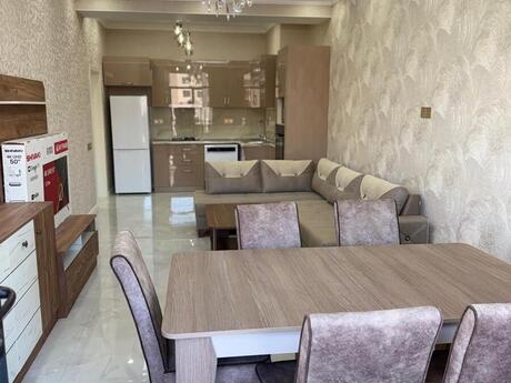 4 otaqlı yeni tikili - 28 May m. - 130 m²