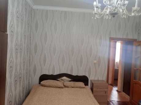 3 otaqlı köhnə tikili - Yeni Yasamal q. - 70 m²