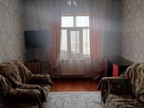 3 otaqlı köhnə tikili - Yeni Yasamal q. - 70 m²