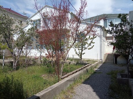 Объявление №6079754 - Баку, пос. Бадамдар, 6-комн., 220 м²