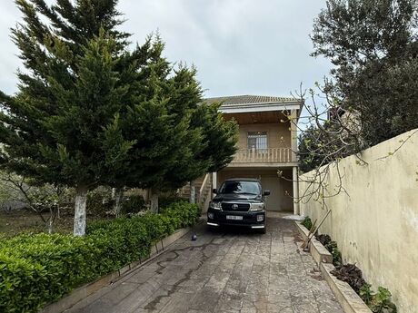 5 otaqlı həyət evi/bağ evi - Dübəndi q. - 198 m²