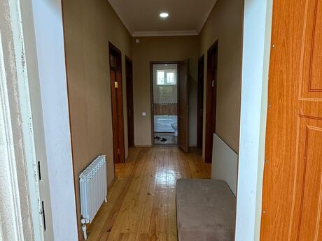 5 otaqlı həyət evi/bağ evi - Dübəndi q. - 198 m²