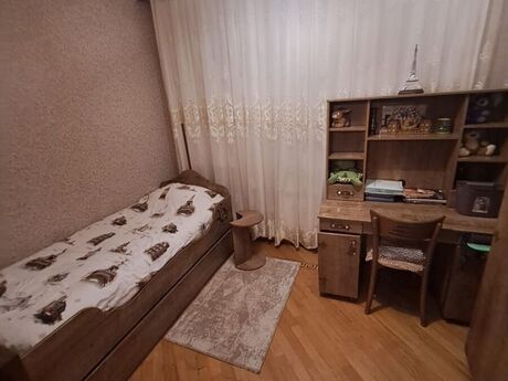 2 otaqlı köhnə tikili - Xalqlar Dostluğu m. - 50 m²