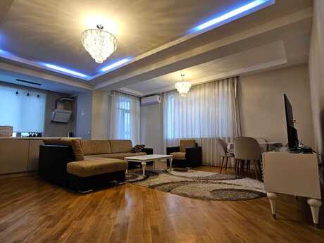 3 otaqlı mənzil, 100 m², İnşaatçılar: 315 000 ₼ 4