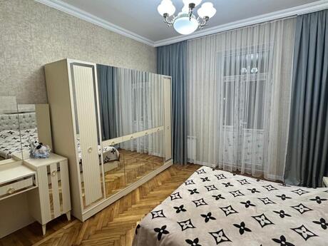 3 otaqlı köhnə tikili - Nərimanov r. - 65 m²