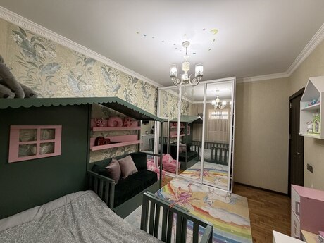 5 otaqlı köhnə tikili - Əhmədli m. - 112 m²