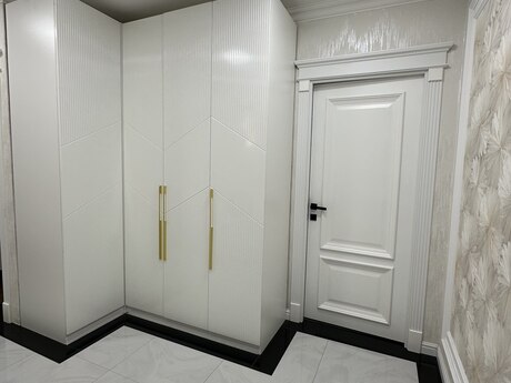 4 otaqlı köhnə tikili - Neftçilər m. - 100 m²