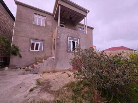 7 otaqlı həyət evi/bağ evi - Buzovna q. - 280 m²