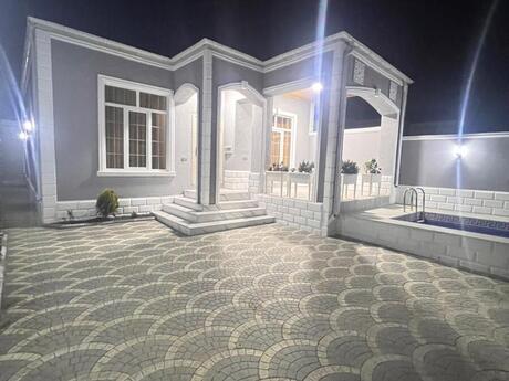 3 otaqlı həyət evi/bağ evi - Novxanı q. - 110 m²