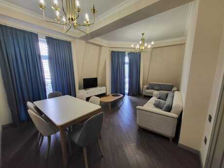 3 rooms · 110 m² · floor 7/7, Ağ şəhər