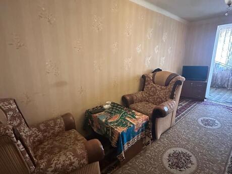 2 otaqlı köhnə tikili - Elmlər Akademiyası m. - 50 m²
