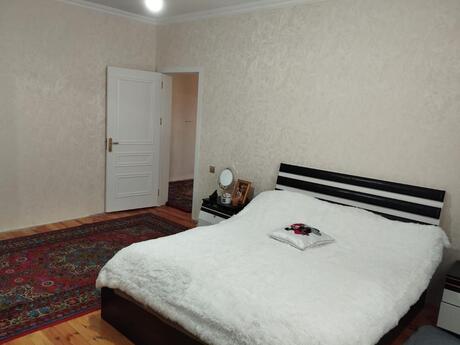 3 otaqlı həyət evi/bağ evi - Yeni Suraxanı q. - 110 m²