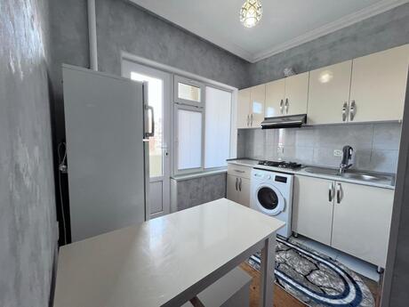 3 otaqlı köhnə tikili - Xətai r. - 80 m²