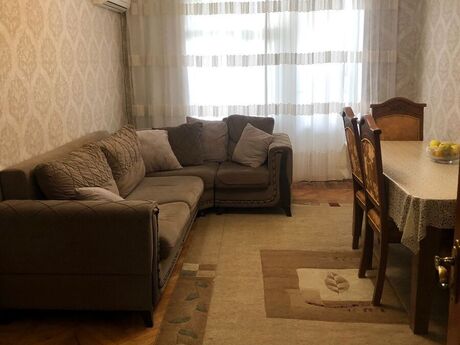 2 otaqlı köhnə tikili - İnşaatçılar m. - 55 m²