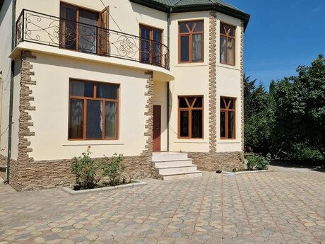 4 otaqlı həyət evi/bağ evi - Xaçmaz - 150 m²