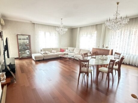 4 otaqlı yeni tikili - Nəsimi r. - 212 m²