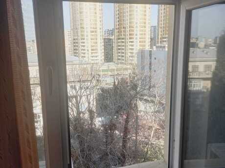 1 otaqlı köhnə tikili - Elmlər Akademiyası m. - 40 m²