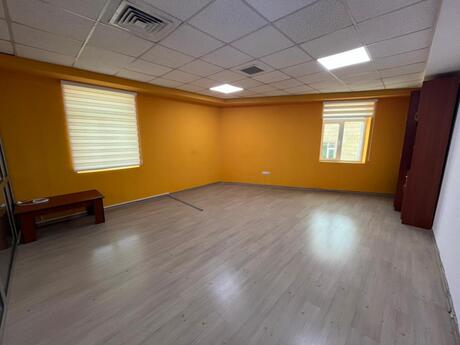2-комн. офис - м. Нариман Нариманов - 100 м²