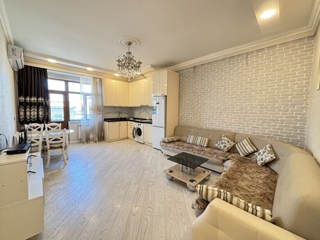 2 otaqlı köhnə tikili - Sahil m. - 70 m²