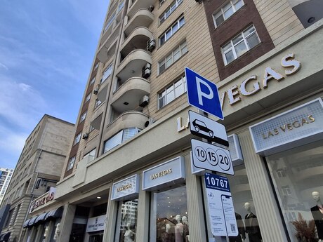 4 otaqlı yeni tikili - Elmlər Akademiyası m. - 188.6 m²