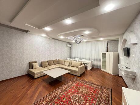 Elan №6080112 - Bakı, Nizami m., 3 otaqlı, 160 m², 6/16 mərtəbə