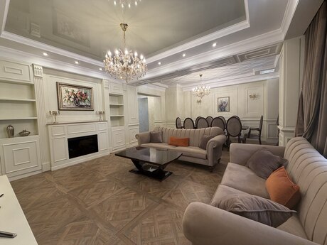 6 otaqlı mənzil, 242 m², Ağ şəhər: 1 200 000 ₼ 3