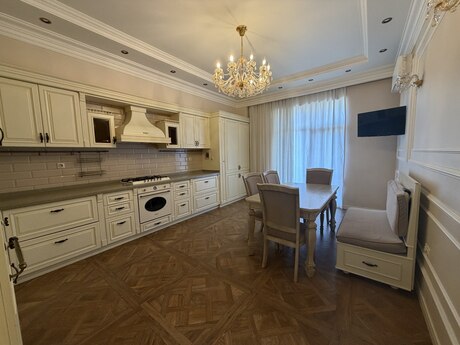 6 otaqlı mənzil, 242 m², Ağ şəhər: 1 200 000 ₼ 4