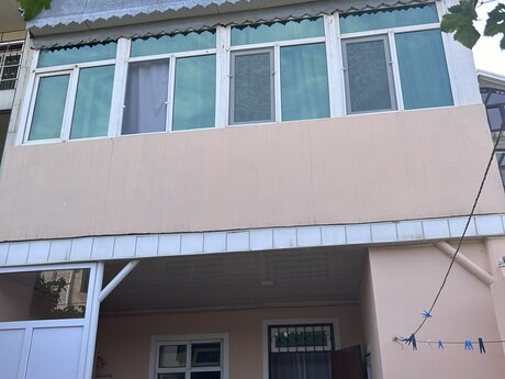 6 otaqlı həyət evi/bağ evi - Biləcəri q. - 150 m²