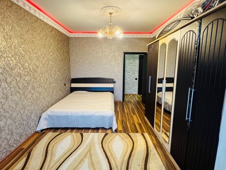 Qurtuluş 93 kompleksində 2 otaqlı yeni tikili mənzil kirayə verilir, 75 m², 450 AZN/ay, şəkil 2 / 8