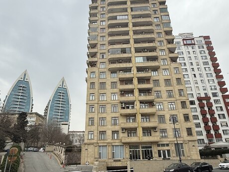 2 otaqlı yeni tikili - İçəri Şəhər m. - 98 m²
